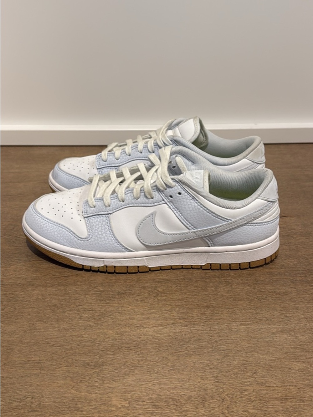Nike Women’s Low-Top Sneakers — White / Light Blue / Gum